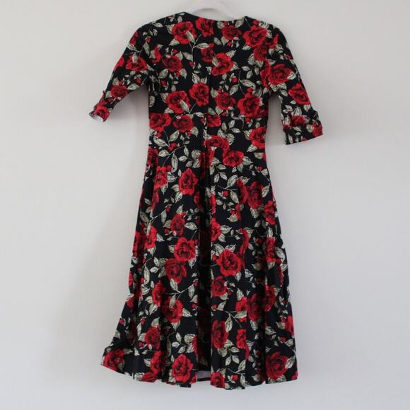 Unique Vintage 1950s Style Black and Red Rose Half Sleeve Delores Dress Small 4 - Picture 5 of 8